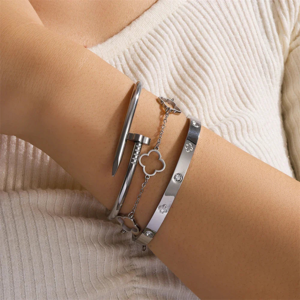 3-piece French Clover Bracelet Set