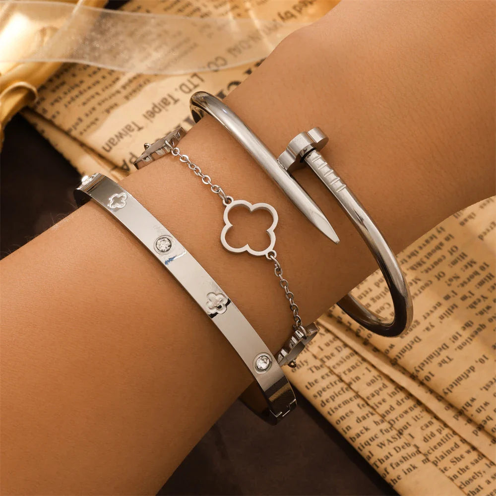 3-piece French Clover Bracelet Set